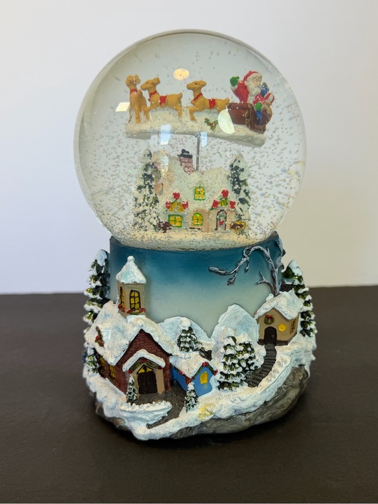 San Francisco Music Box Company Other - San Francisco Music Box Santa Flying Over Village Snow Globe Works! 8” No Box